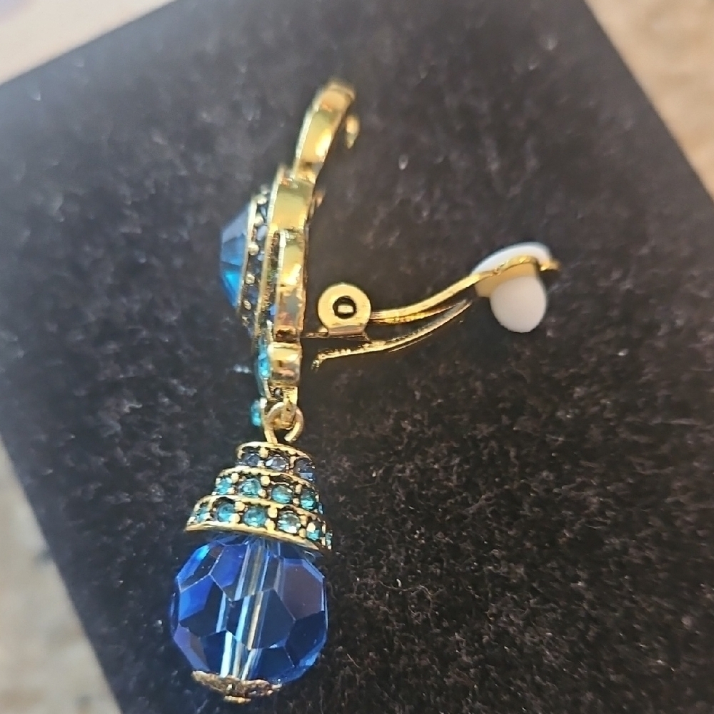 Elegant Blue and Green Drop Earrings - Picture 6 of 7